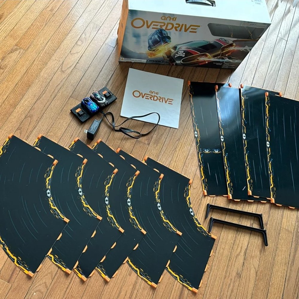 Anki Overdrive + cross track and jump tracks